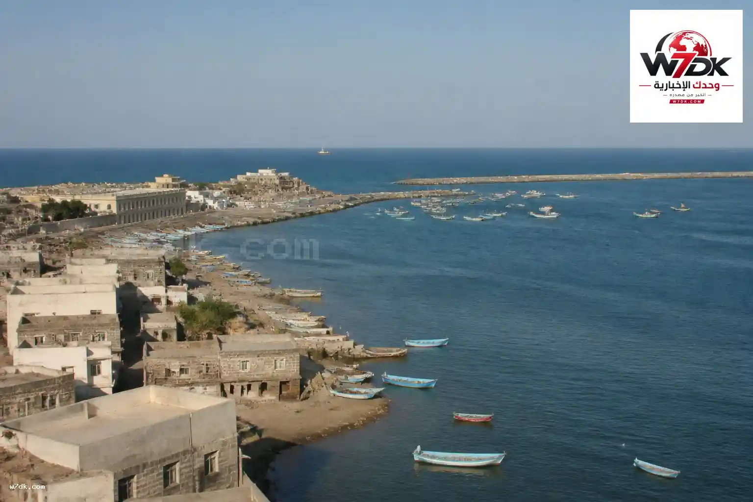 سيطرة الحوثيين على المخا.. مدينة تاريخية تضع باب المندب تحت الضغط